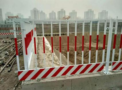 宜市政工程围挡施工现场围挡施工安全护栏pv临时护栏